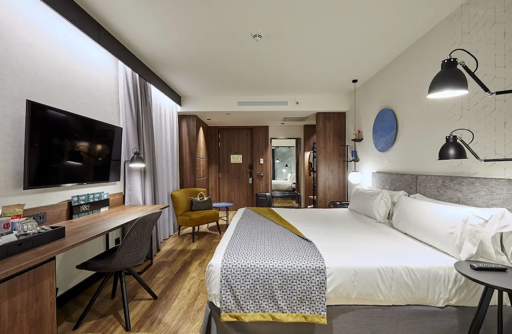 Superior Room — Trip.com listing photograph